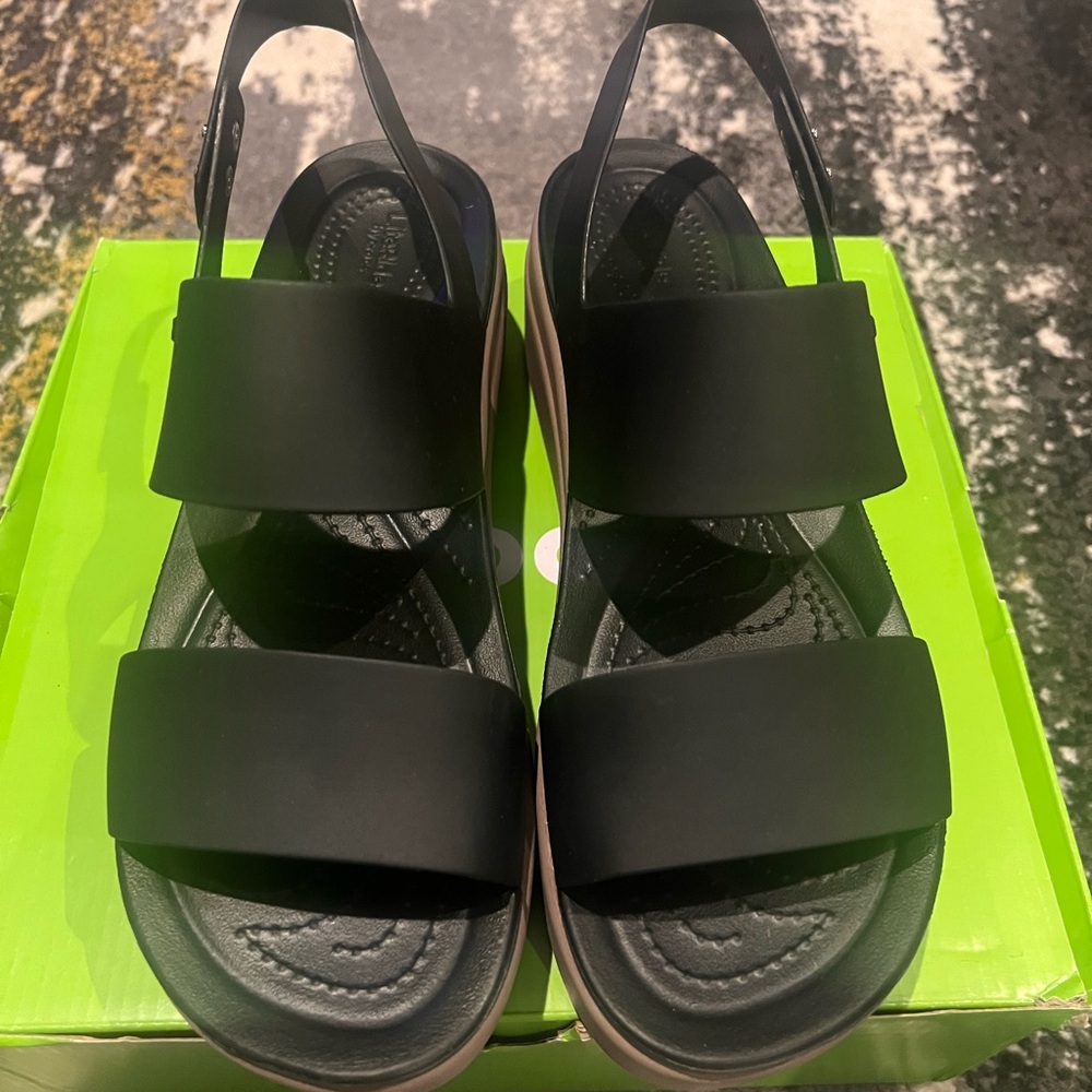 CROCS Women's Black and Tan Sandals Like New Size 10 - Picture 4 of 5